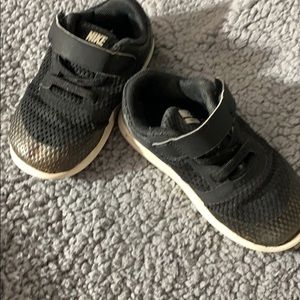 Nike toddler shoes